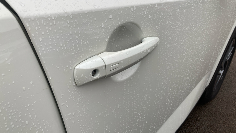 Nissan Qashqai 1.3 DiG-T MH Acenta Premium 5dr Petrol Hatchback